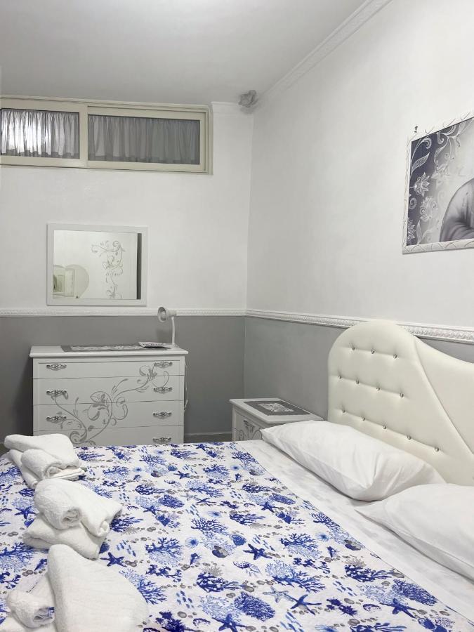 Sweet Home Ai Tribunali -1 Piano Napoli Bagian luar foto