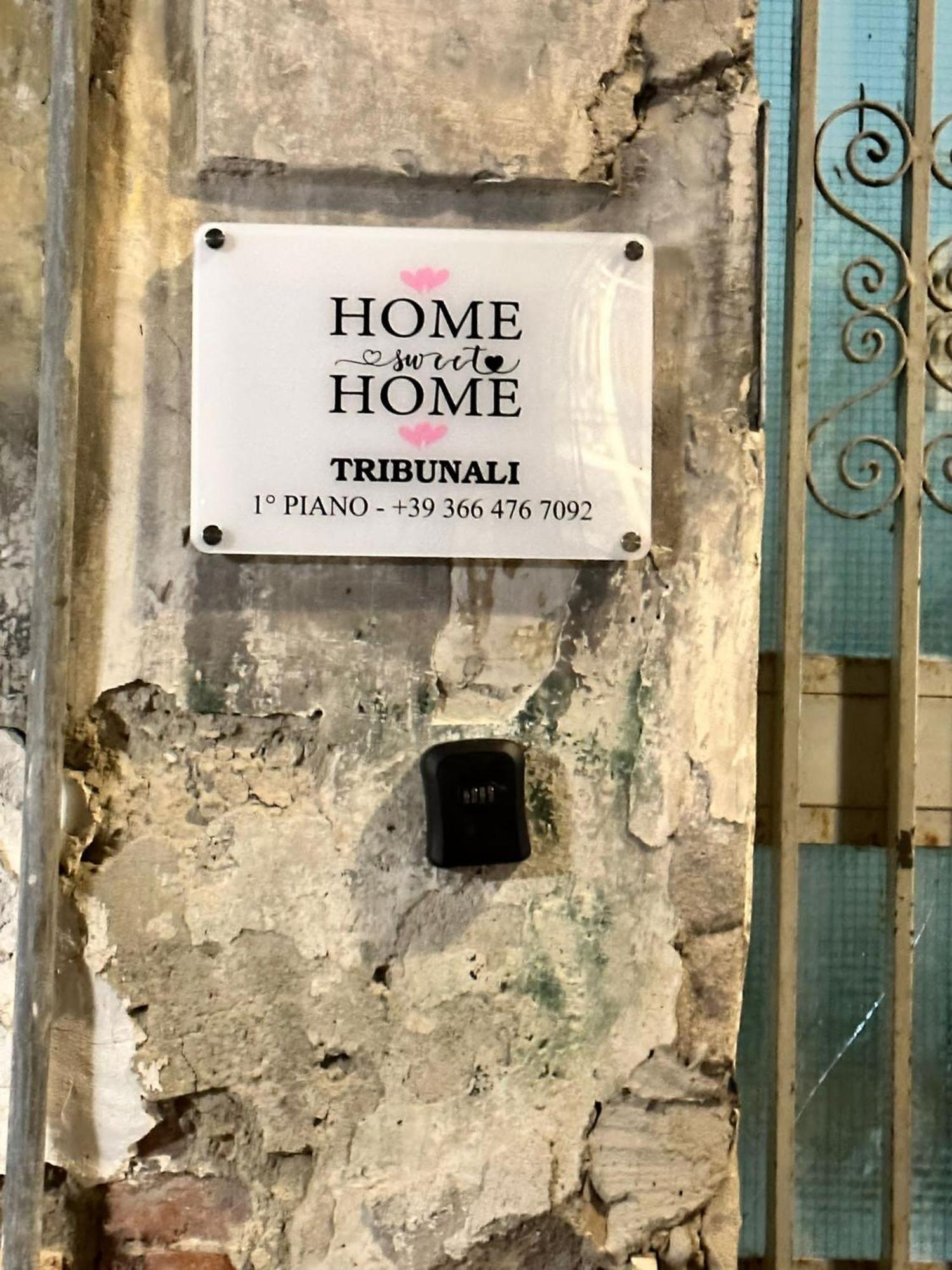 Sweet Home Ai Tribunali -1 Piano Napoli Bagian luar foto